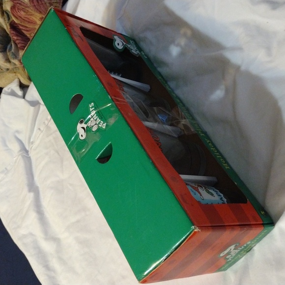 2012 Peanuts Holiday Pint Glass 4-Pack - Picture 4 of 11